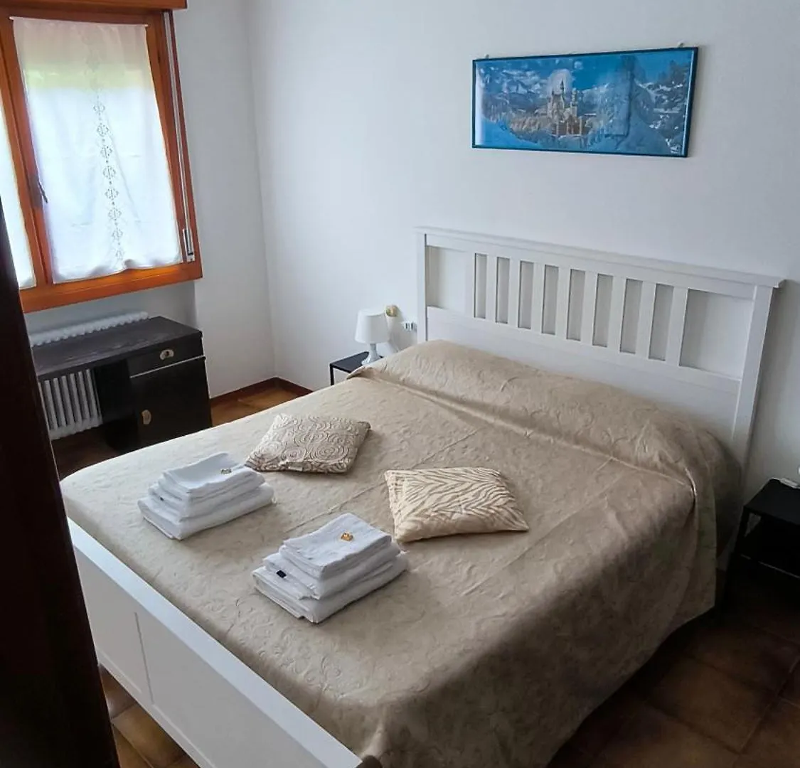 Casa Betty Apartment Costa Volpino Italy